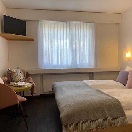 Hotel B&B Stossplatz อัพเพนเซลล์ ภายนอก รูปภาพ