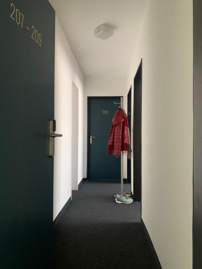 Hotel B&B Stossplatz อัพเพนเซลล์ ภายนอก รูปภาพ