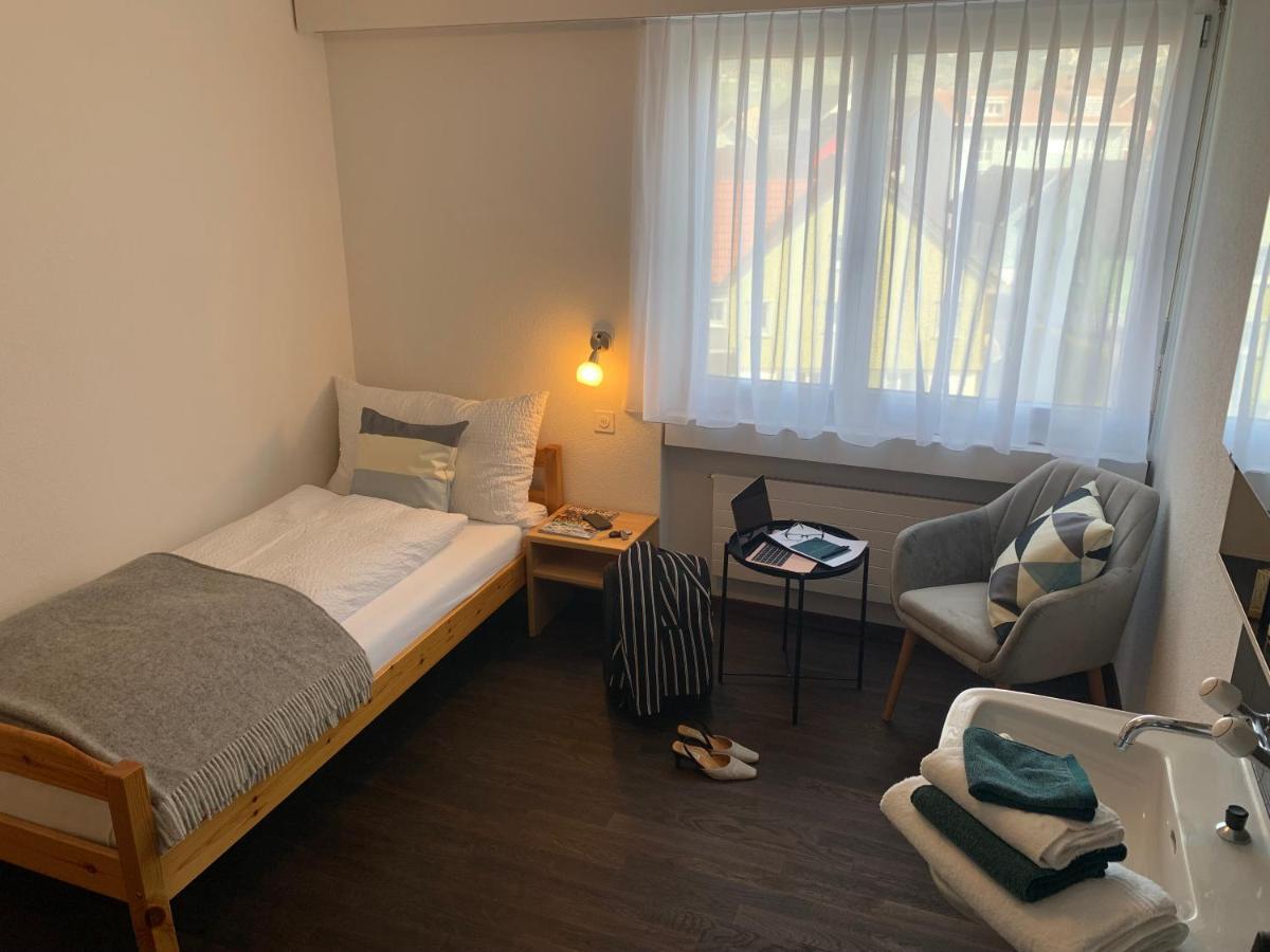 Hotel B&B Stossplatz อัพเพนเซลล์ ห้อง รูปภาพ